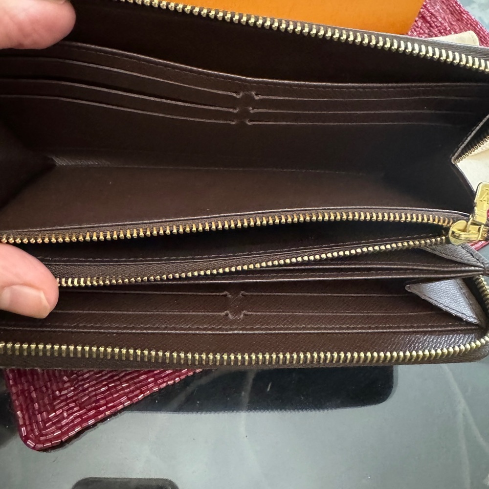 Louis Vuitton Checkered Wallet - Picture 6 of 13
